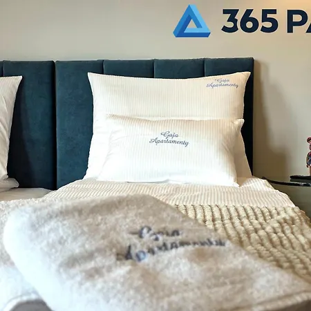 365pam - Gaja Z Parkingiem I Klimatyzacja 아파트