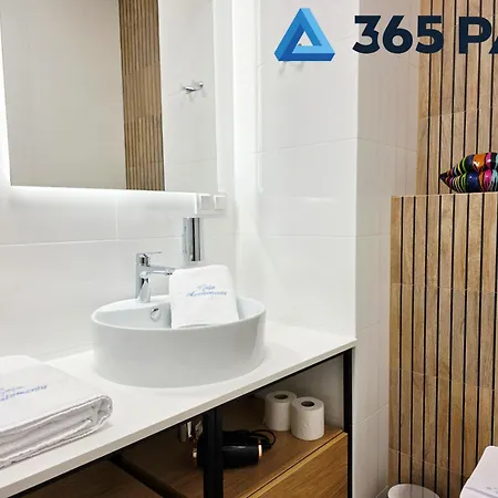 365pam - Gaja Z Parkingiem I Klimatyzacja 우스트 노리 모르스키