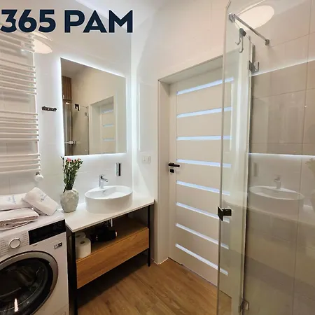 365pam - Gaja Z Parkingiem I Klimatyzacja 아파트